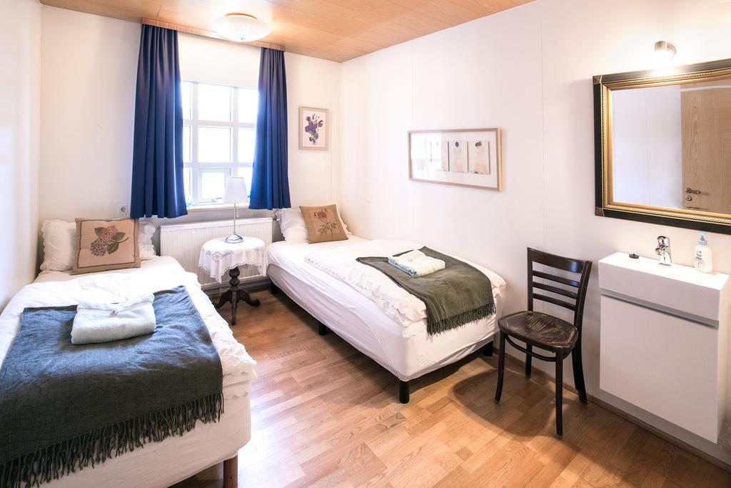 Guesthouse Fludir Habitación foto